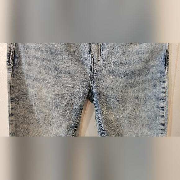 Guess Jeans Women's Low Rise Skinny Jeans Light Blue Size 28 - Picture 6 of 16